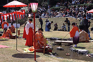 �x�R���w�����A�e�莛�̋Ȑ��̉��̎ʐ^