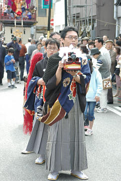 富山県高岡市、５月１日のお祭り、高岡御車山祭